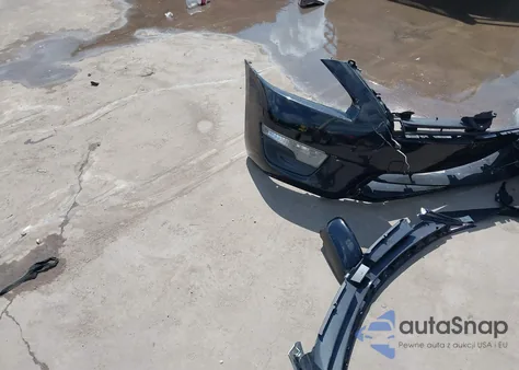 2013 Ford Taurus Limited z USA, uszkodzony, nr VIN 1FAHP2F81DG196024